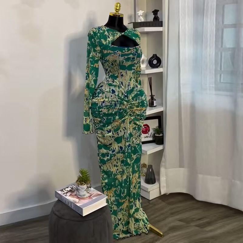 Европейская и американская мода Сексуальное платье с длинным рукавом и вырезами Принт Длинное платье Сексуальное платье с вырезами и принтом