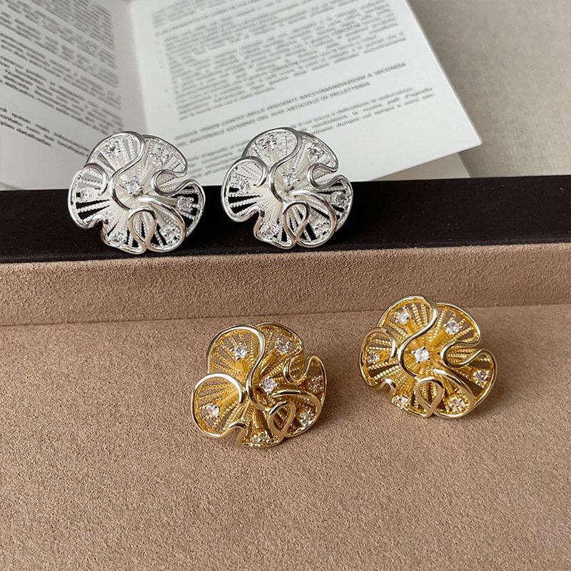 Серьги-гвоздики из серебра S925 с французским кружевом, плиссированные, с ажурным цветком, нишевые, модный тренд, для commuters, серьги, серьги