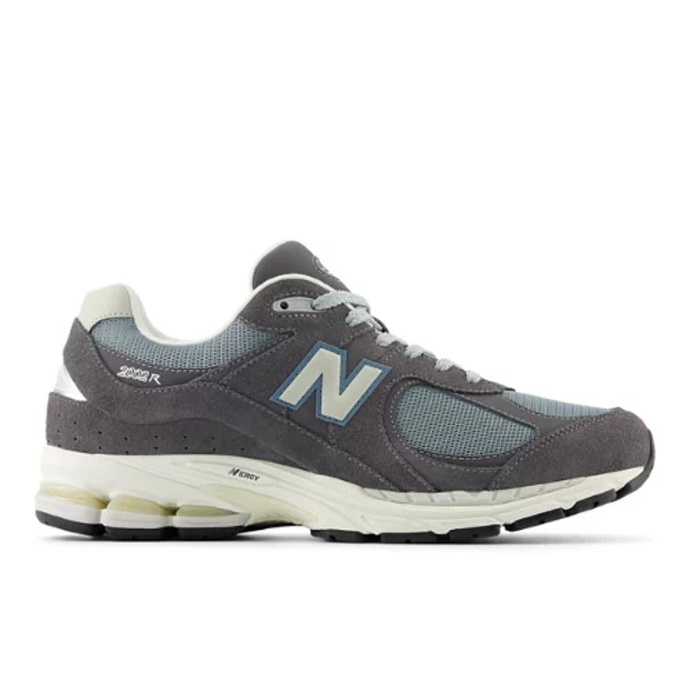 Sneakers New Balance Grey 2002R