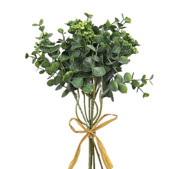 Отличный искусственный букет, не требует полива, легкий, реалистичный.
