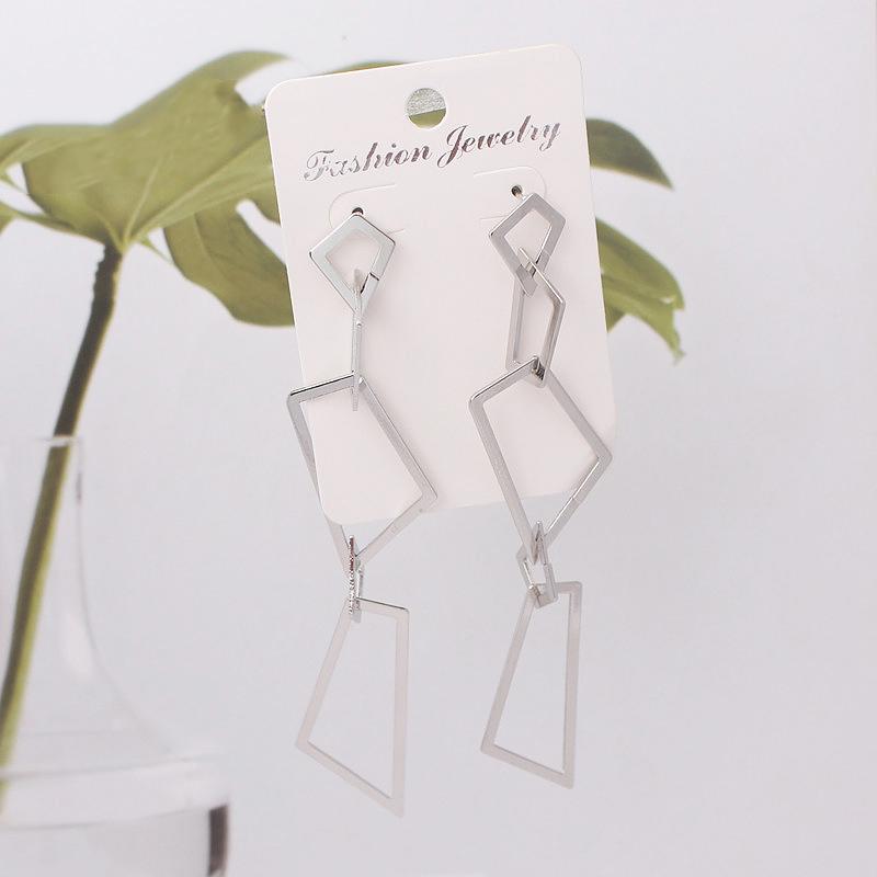 New Gold Metal Dangle Earrings Hollow Geometric Women Long Hanging Earrings Banquet Fashion Ear Jewelry Party Gifts