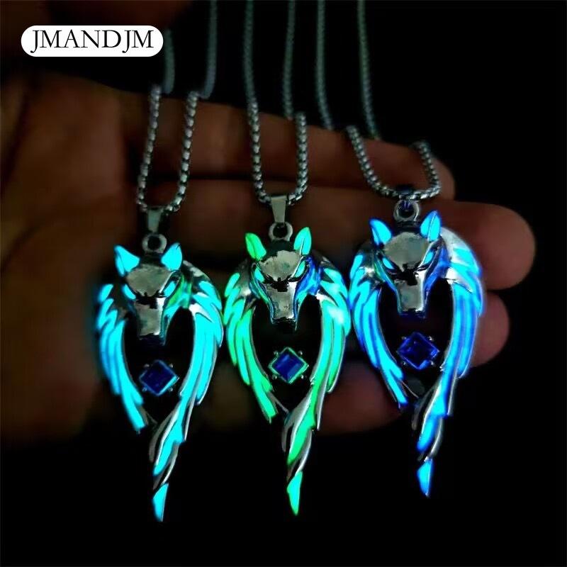 Street Domineering Wolf King Luminous Necklace Men and Women Cool and Versatile Personality Retro Pendant Niche Design Sense Neck Chain Tide