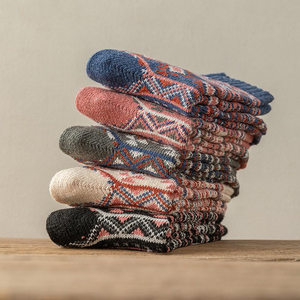 5 пар новых дизайнерских зимних носков, толстые теплые рождественские носки для мужчин и женщин, парные носки, свободный размер 9021