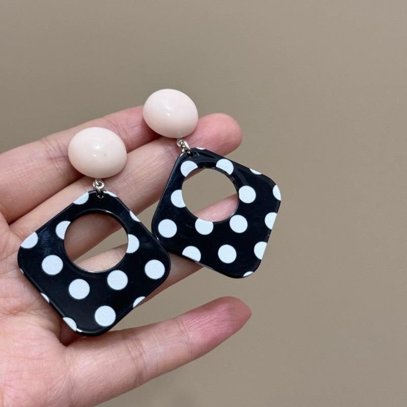 Прекрасные акриловые серьги-клипсы с цветами для женщин, богемные корейские большие геометрические круглые квадратные длинные свисающие серьги-клипсы, ювелирные изделия