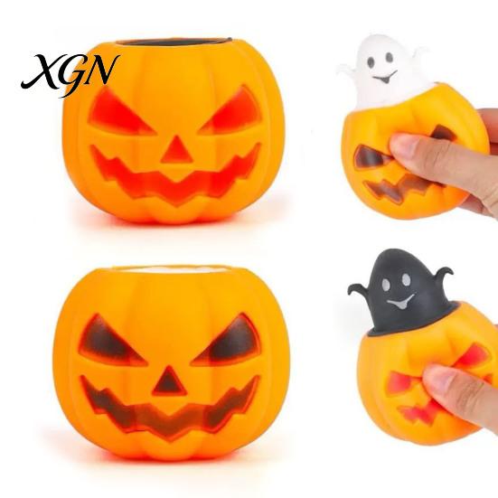Ghost Pumpkin Toy Set 12Pcs Pop-up Squeeze Toy, Stress Relief Head Sensory Creepy Pinch Fidget for Party Favors Halloween Theme