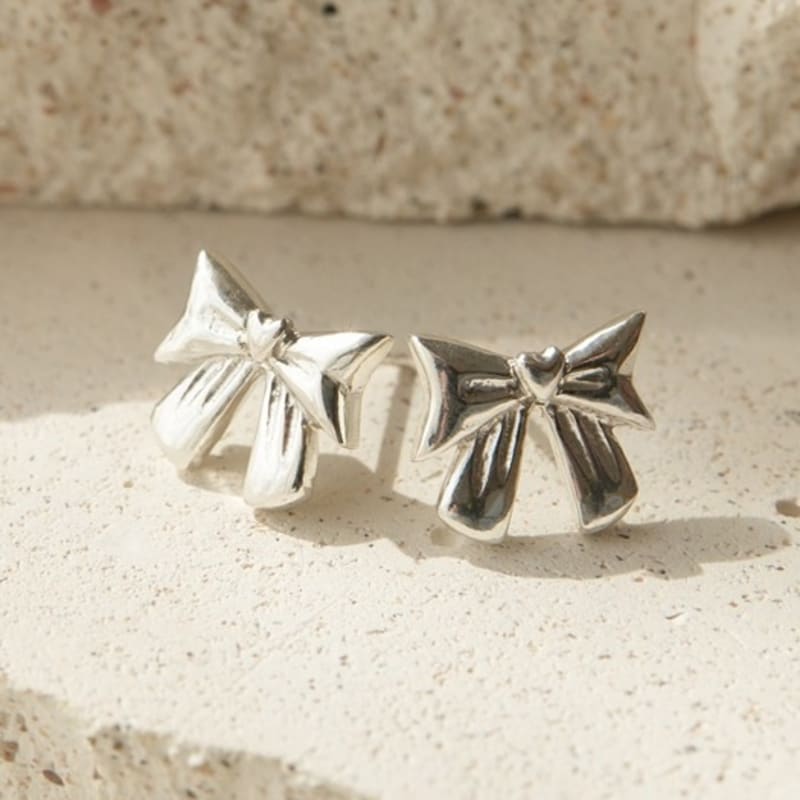 BELLOOGGI Heart ribbon earring