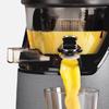 Соковыжималка Kubins Whole Slow Juicer с 82-миллиметровым слотом, в который можно положить все необходимое. Премиальный корпус с отделкой из натуральной кожи EVO-820 (красный)