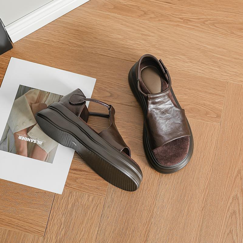 Модные летние сандалии на платформе в стиле ретро, с вырезами, повседневные, женские, новые, универсальные, маленькие римские туфли, шлепанцы