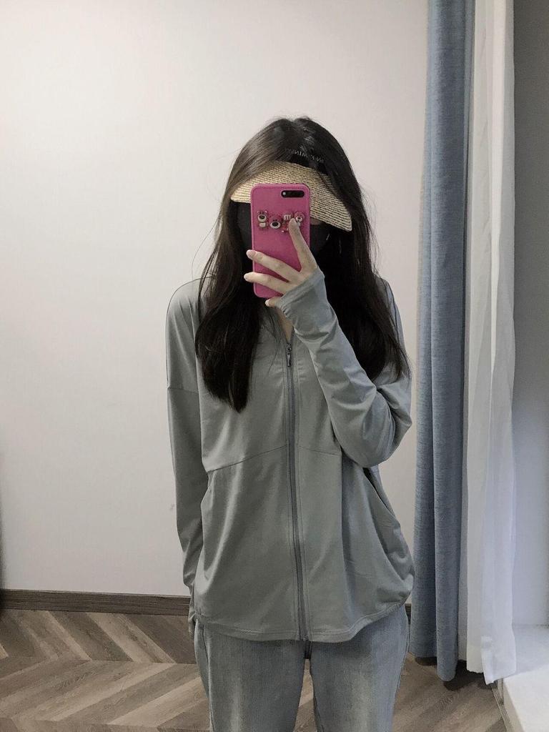 Women's Summer Ice Silk Hooded Sun Protection Jacket - Lightweight, Breathable, Loose Fit, Long Sleeve Cardigan