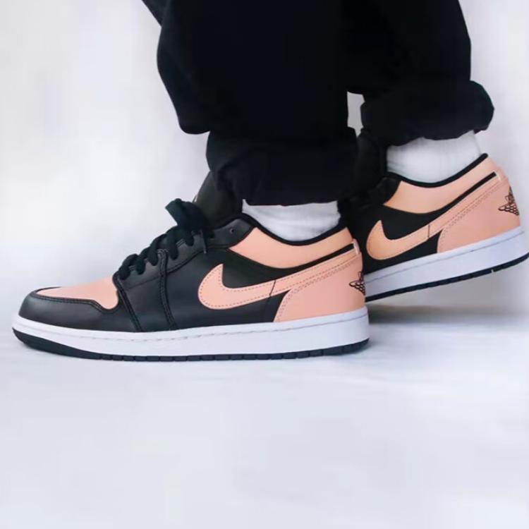 Air Jordan 1 Low GS Crimson Tint Kids Sneakers Pink Black Hyper-Pink 553560-034