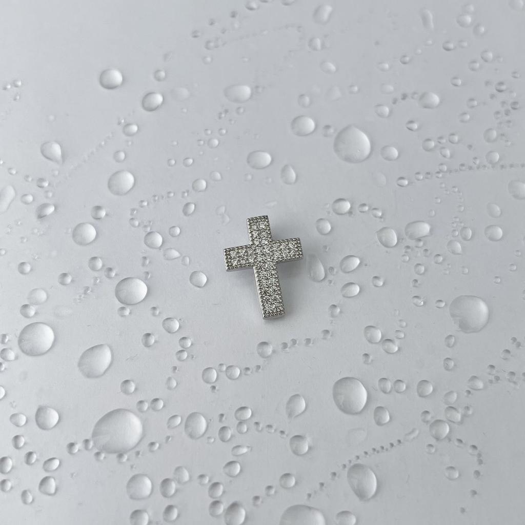 Серебряный крестик с фианитами (2142911)