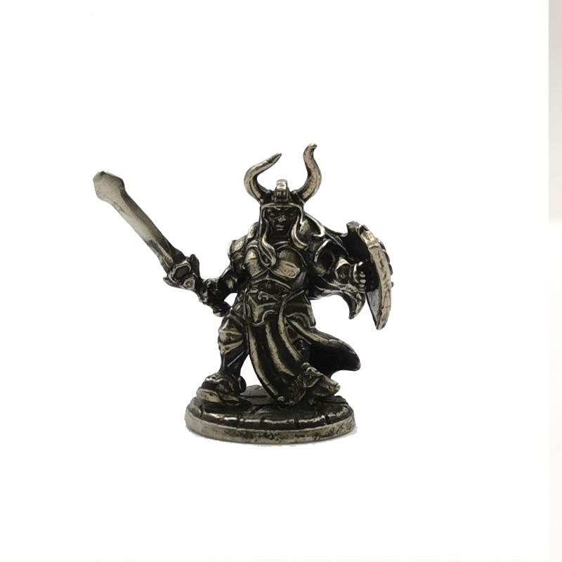 1PC Dwarf Legion Axe Soldiers Модели Игрушечные фигурки Миниатюры Металл Медь Мужские Подарки Настольные Украшения Украшения