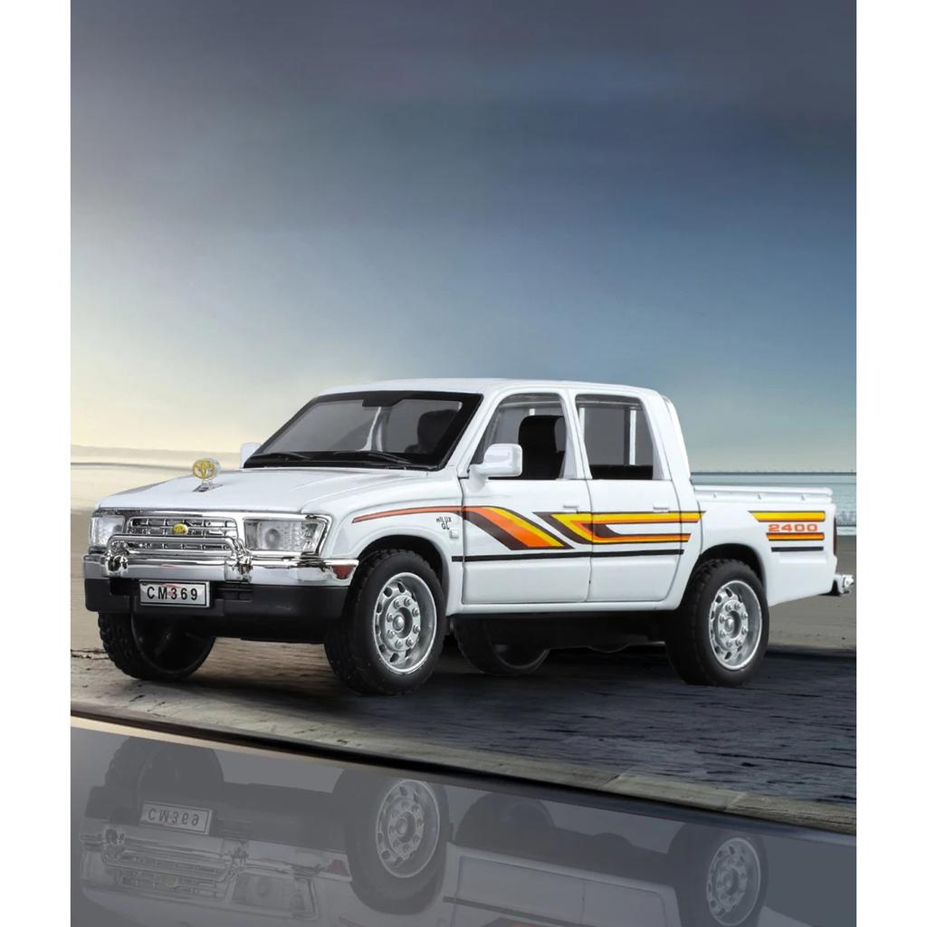 Миниатюра 1/32 Toyota Hilux Внедорожный Пикап Металлический Литой Модель Звук и Свет Игрушка с Инерционным Механизмом Подарок на День Рождения для Детей