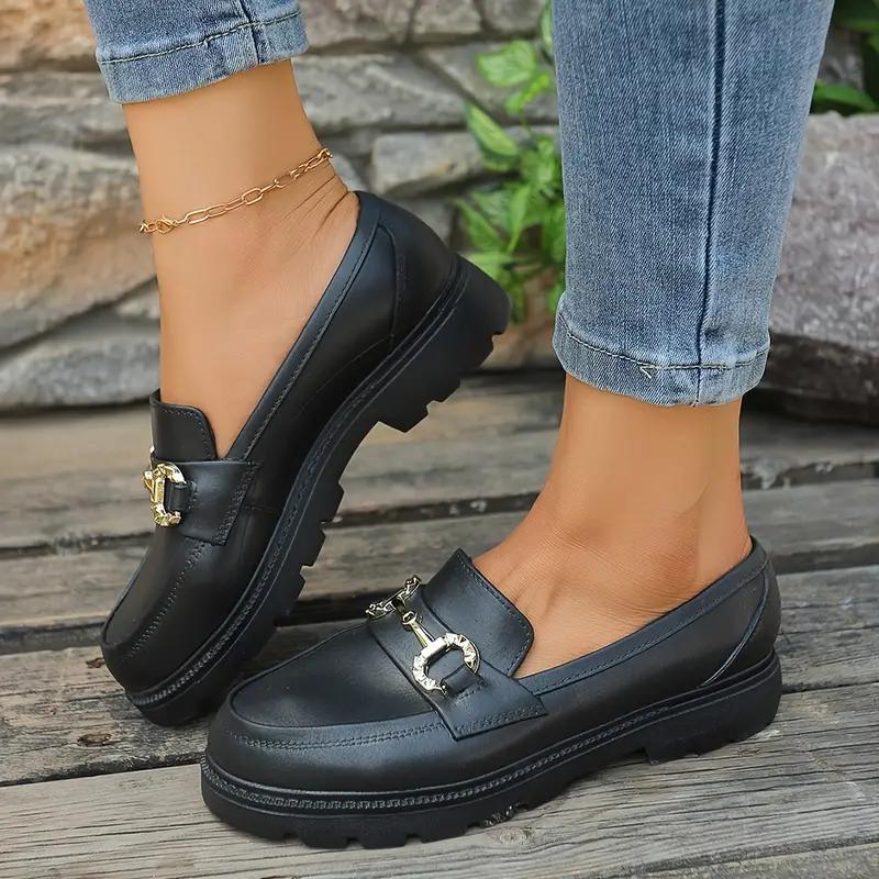 Женские металлизированные лоферы с декоративными ремешками с пряжками - Слипоны с круглым носком, удобная обувь на все сезоны