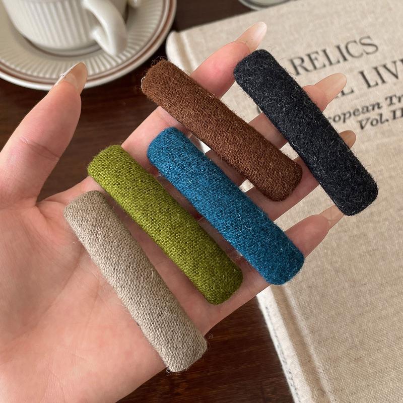 2Pcs Korean Elegant Woolen Hair Clip Simple Style Bb Clip Solid Autumn And Winter Hair Accessories