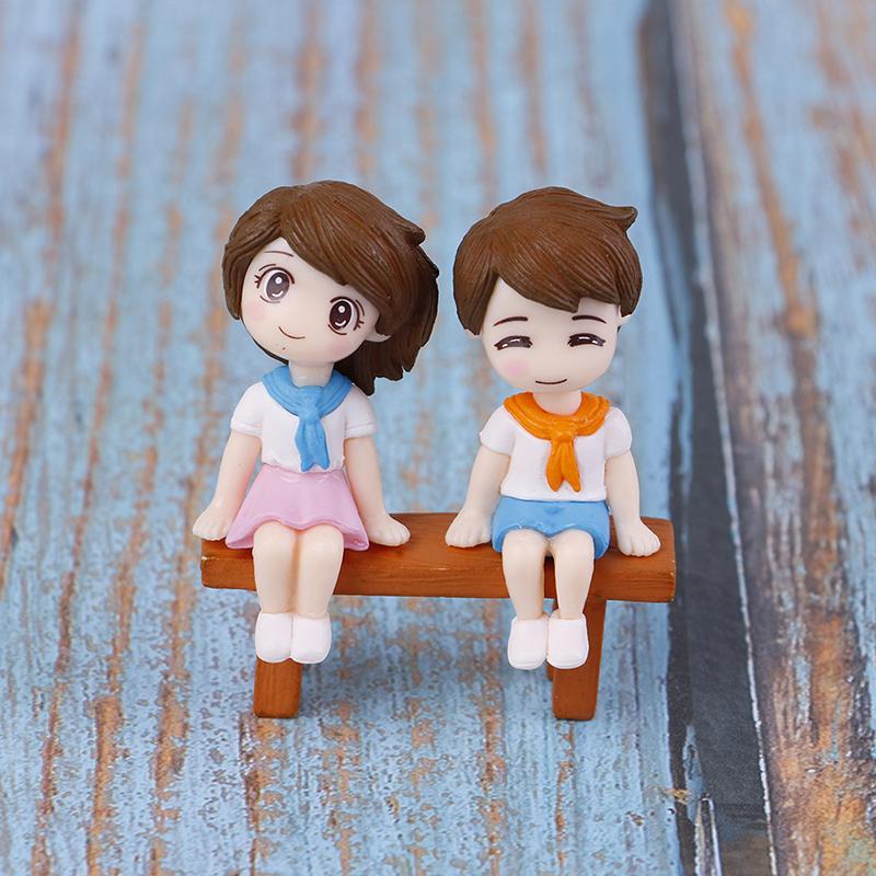 1Set Sweet Couple Diy Mini Miniature Figurine Garden Deco Seat Micro Landscape
