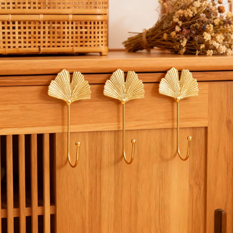 Modern Eco-Friendly Iron Leaf Shape Kitchen Hooks-6-Piece Multi-Purpose Coat & Tool Hanger for Bathroom Door Wall Wardrobe