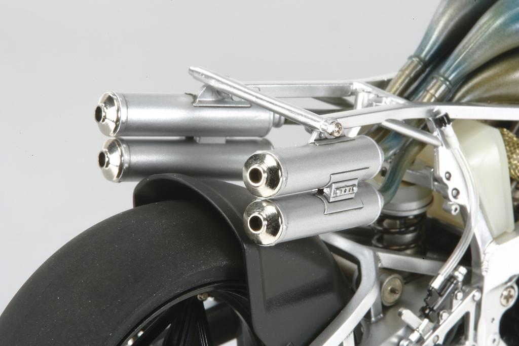 Tamiya 1/12 Motorcycle Series No. 121 Honda NSR 500 1984 Plastic Model 14121