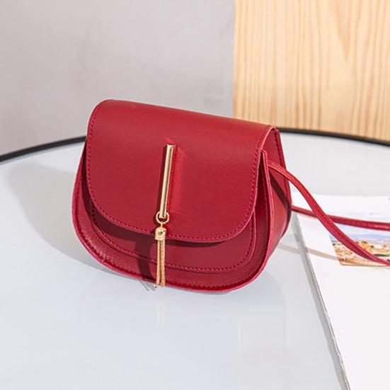 Женская сумка на одно плечо с металлическими кисточками из искусственной кожи, тонкий ремешок, сплошной цвет, портативный подарок на день рождения, прямоугольная женская сумка через плечо для мобильного телефона