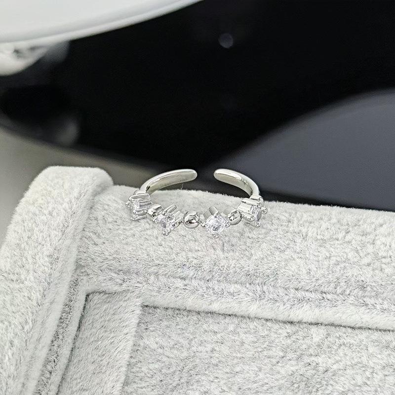 Геометрическая роскошь, Высококлассное ощущение, Тонкое кольцо, Персонализированное кольцо с открытием, Простое микроинкрустированное сверкающим цирконом, Супер сказочное кольцо, Женское.