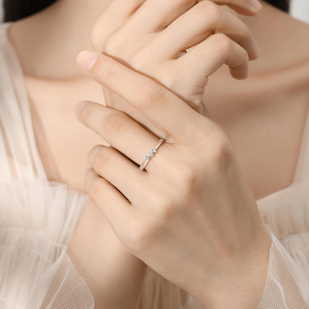 FANCIME Diamond Ring for Platinum Engagement Wedding Moebius Eternal Perfect for and Gift Wrapping Women, Ring, Pt950, Ring, Band, Pattern, Sparkle,