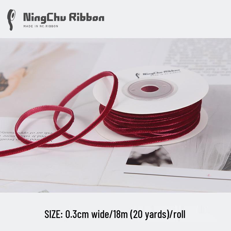 Бордовая бархатная флокированная лента для изготовления бантов своими руками и упаковки подарков