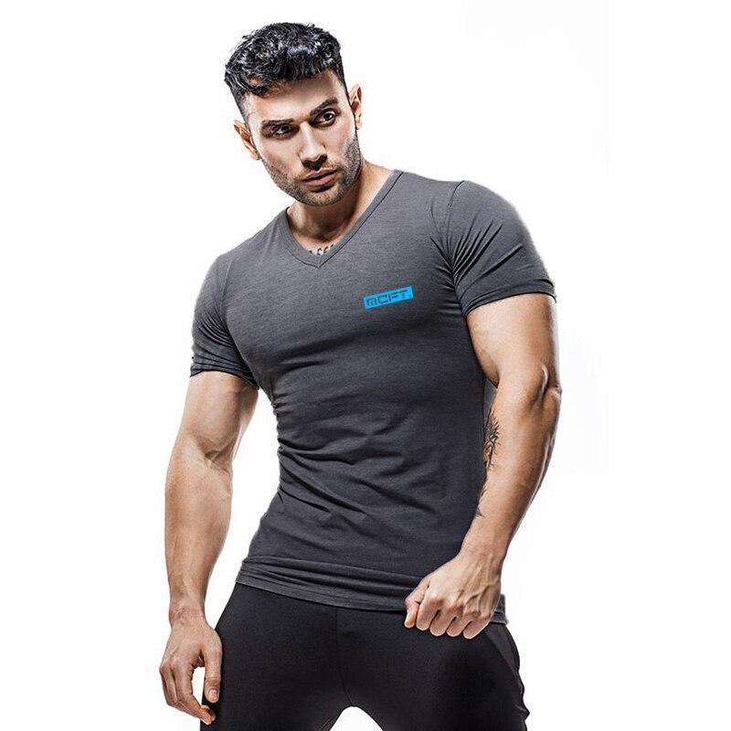 Muscleguys Летние мужские повседневные модные футболки, простые облегающие футболки с принтом и короткими рукавами, мужские топы для бодибилдинга и фитнеса, точечная распродажа