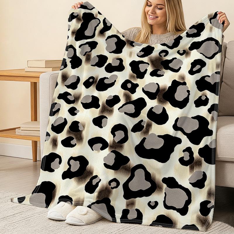 Lightweight Flannel Blanket: Soft, Skin-Friendly, Cozy Warm, Versatile for Home & Car, Perfect for Halloween & Christmas