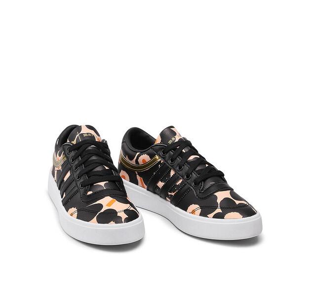 Кроссовки adidas Bryony