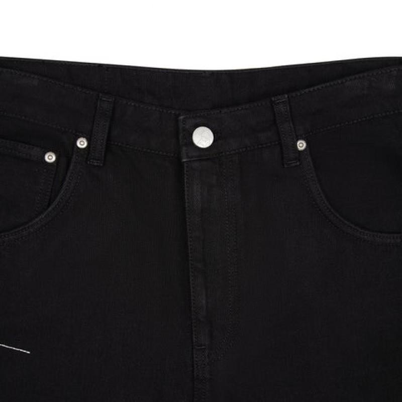 Unisex Streetwear Wide-Leg Straight Cut Denim Pants With Spiderweb Embroidery Loose Fit Mid-Rise Cotton Jeans