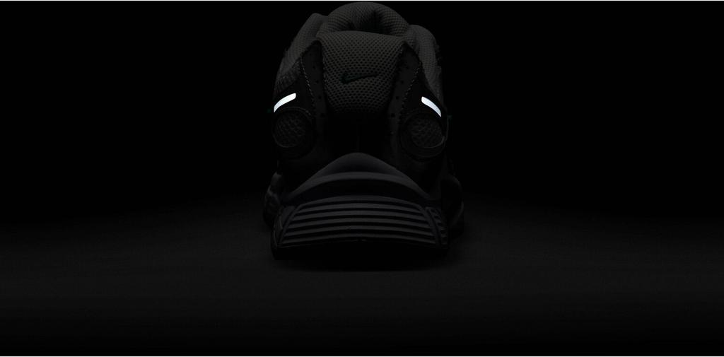 Кроссовки Nike V5 RNR white/vast grey/photon dust/black