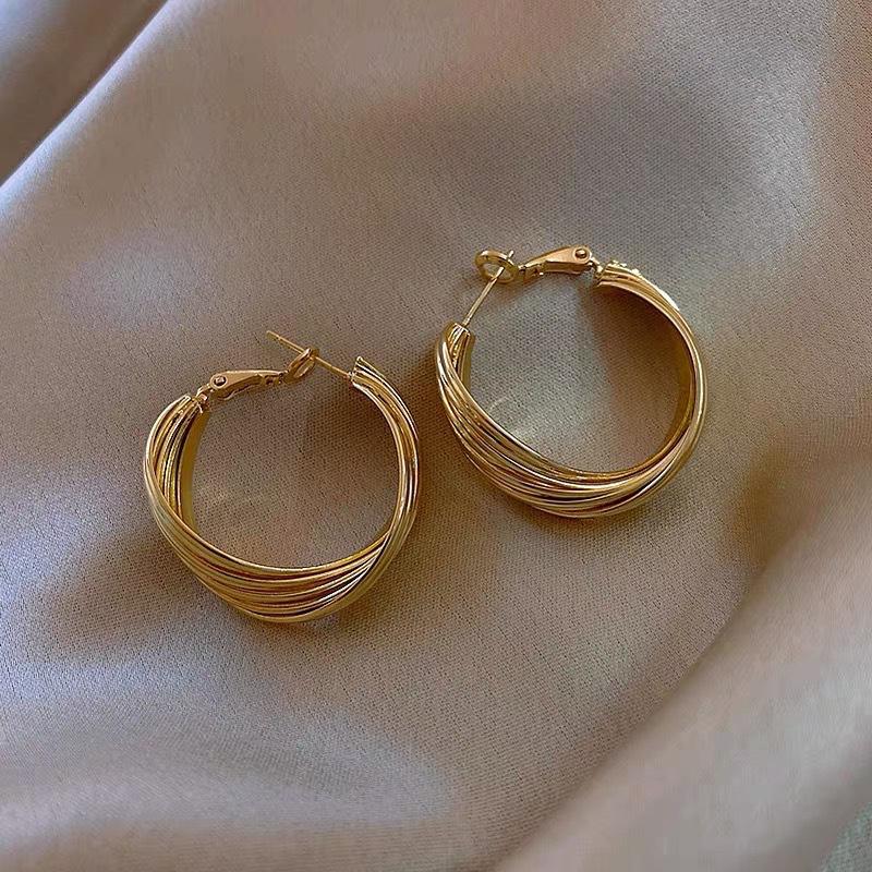 1Pair Minimal Design Metal Exaggerated Geometric Ear Stud Earrings For Women Girls Fashion Temperament Jewelry Party Accessorie