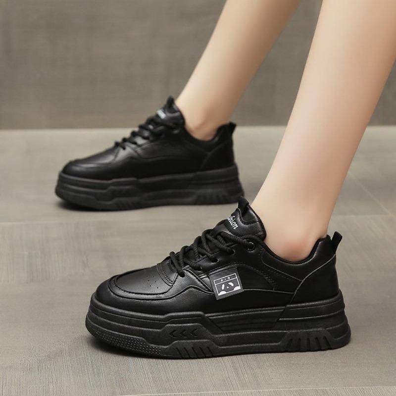 Модные простые женские кроссовки на платформе, модные удобные кроссовки на шнуровке, маленькие белые туфли, студенческие кеды, нескользящая вулканизированная обувь