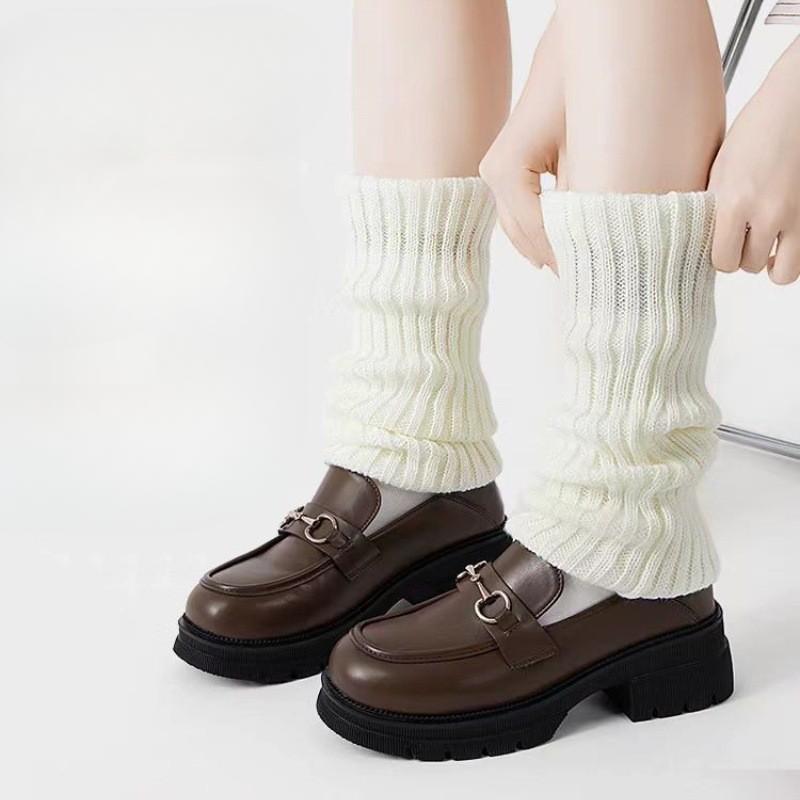 5 Pairs of Women's Spring and Autumn Thick Thread Solid Color Medium Long Tube Pile Socks and Sock Covers