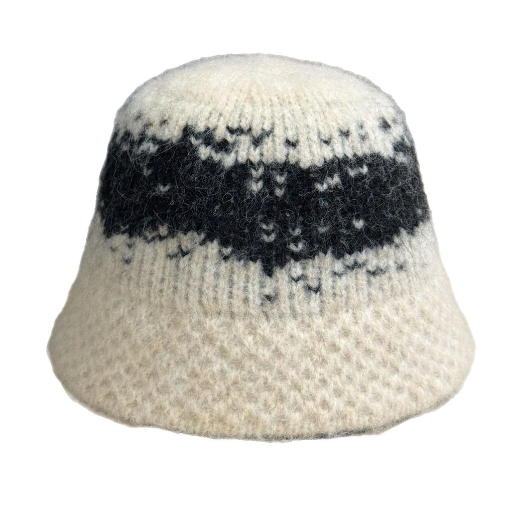 New knitted round-top fisherman hat for women, versatile for autumn and winter, makes the face look smaller, Korean style, simple woolen hat, warm
