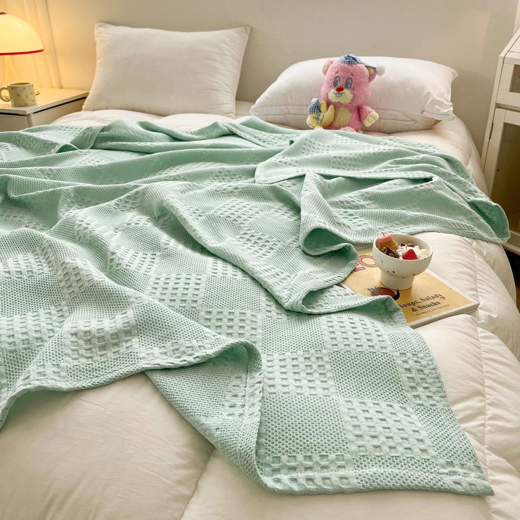 Thin Waffle Cotton Blankets for Beds Summer Towel Quilts Bed Cover Adults Students Dormitory Bedspread Plaid Sofa Throw Blankets