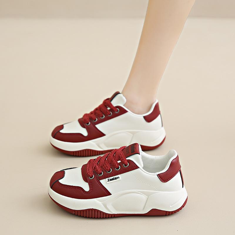 Женские повседневные массивные кроссовки на платформе, легкие кроссовки без шнуровки, дышащие прогулочные кроссовки из искусственной кожи, теннисные спортивные туфли на шнуровке для женщин