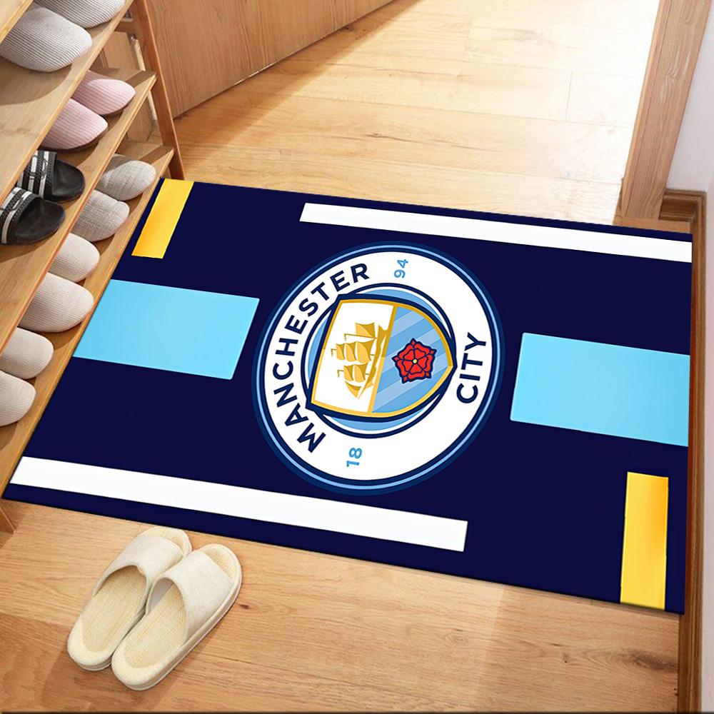 Квадратные ковры Love Manchester City Fc — отличный выбор для гостиных, спален, домашнего декора и в качестве подарков.