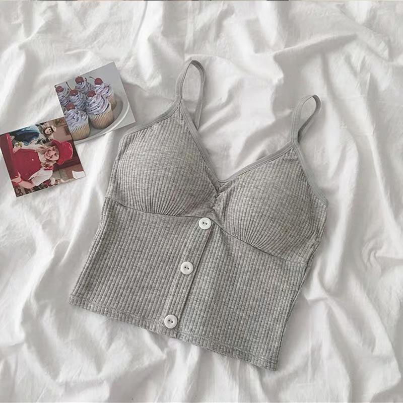 Поставляется эластичный красочный топ-майка с подкладкой, бюстье на пуговицах с бретелями, ювелирный аксессуар