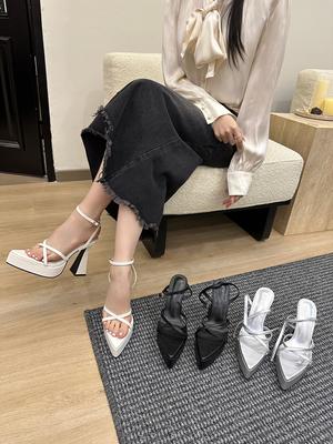 Мода Мода Женские Сандалии Слайды Шлепанцы Черный Белый Серебристый ПВХ Желейные Туфли Толстый Высокий Каблук Сандалии на Ремешке на Щиколотке Свадебные Туфли 39