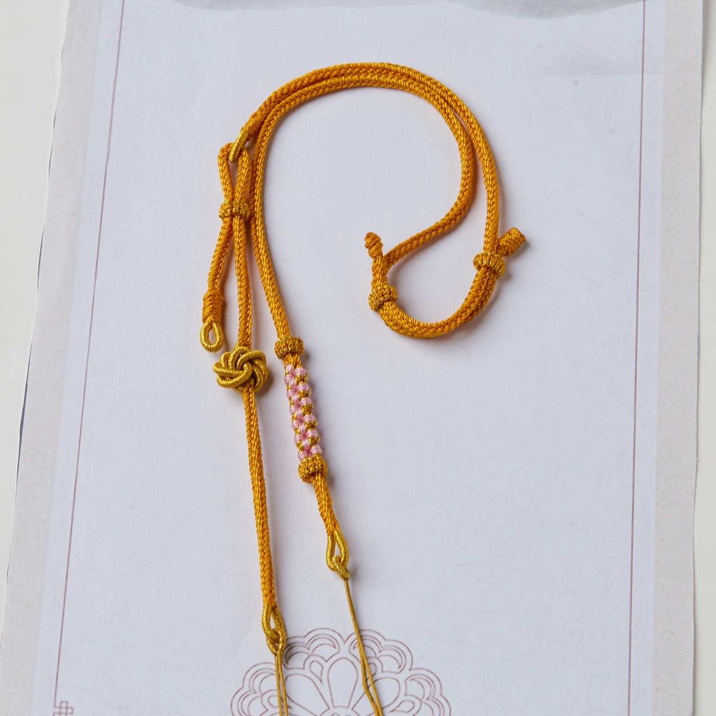 Ожерелье-подвеска ручной работы с регулируемой длиной, из восьми нитей с кулоном в виде кои