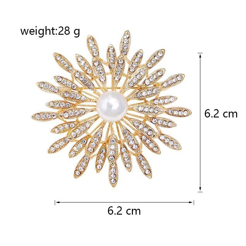 Брошь Женственность Жемчужина Цветок Булавка Брошь Блейзер Свитер Универсальные Аксессуары