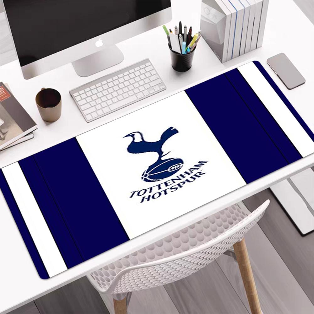 Коврик для мыши в тематике Tottenham Hotspur, Нескользящая резиновая основа, Многофункциональный элемент декора для офиса и дома, Идеально подходит для персонализации рабочего места.