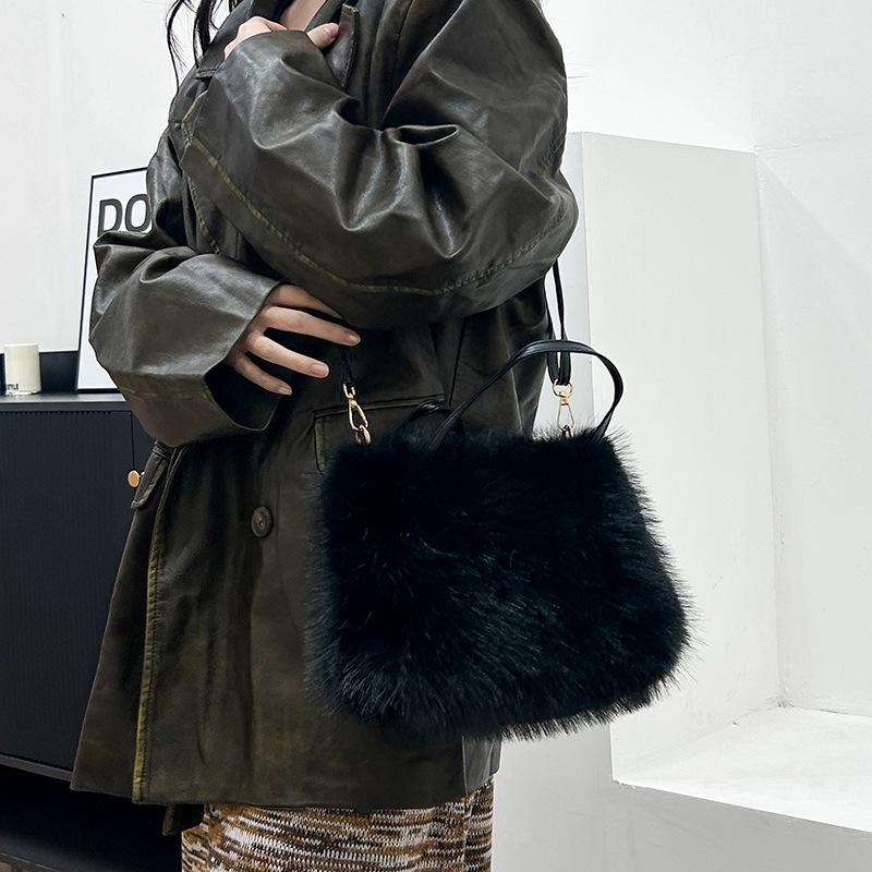 Роскошная сумка кроссбоди из лисьего меха в корейском стиле - Большая вместимость, модная и универсальная для осени/зимы