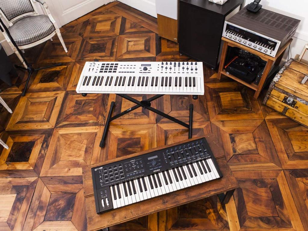 Контроллер клавиатуры Arturia KeyLab mkII 61 клавиша, черный