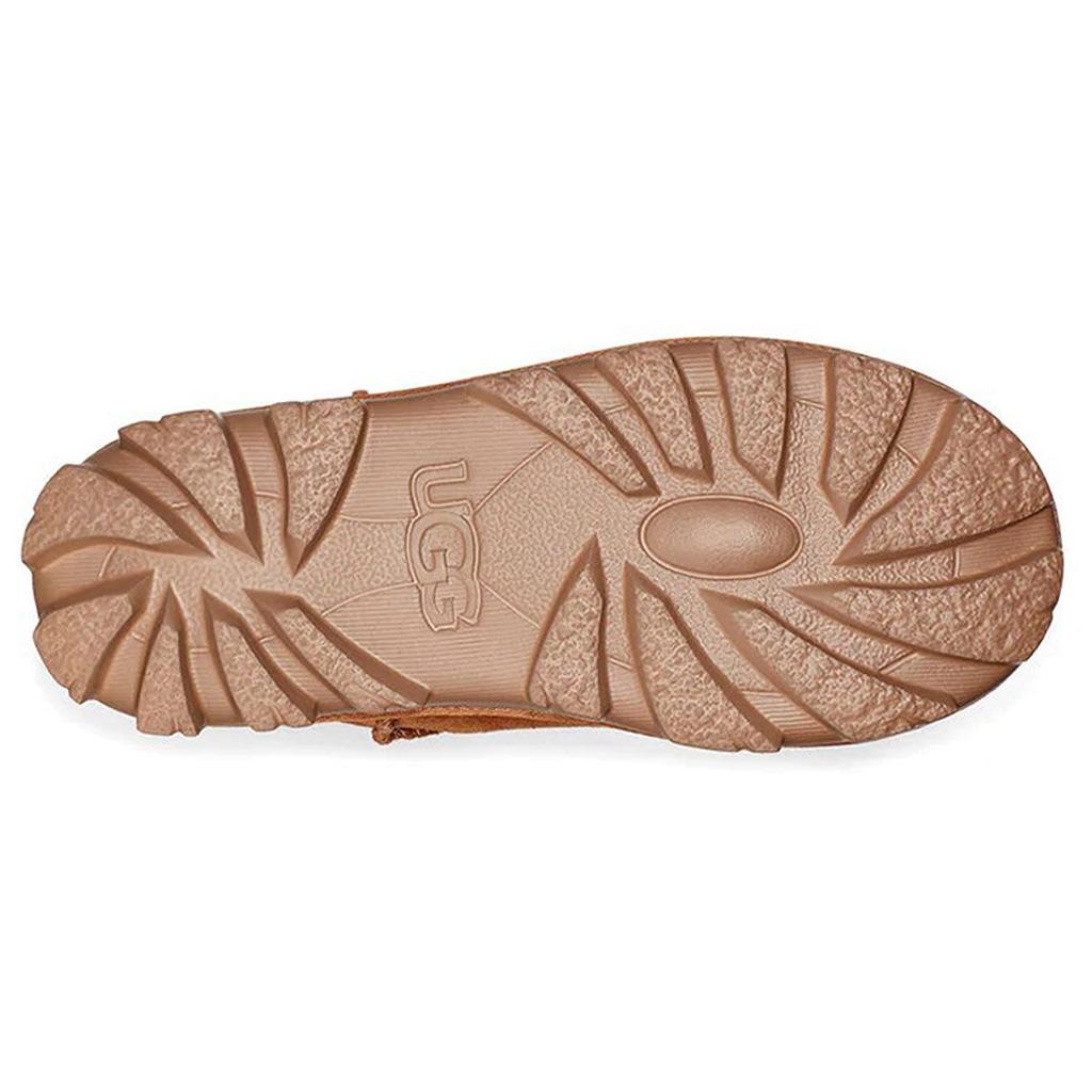 UGG Essential Short Boot Chestnut Women Sneakers Brown 1115032-CHE