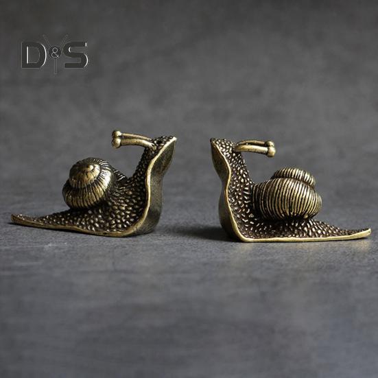 High Simulation Brass Statue Tightly Detailed Unique Walk Slowly Have A Safe Journey Snail Sculpture