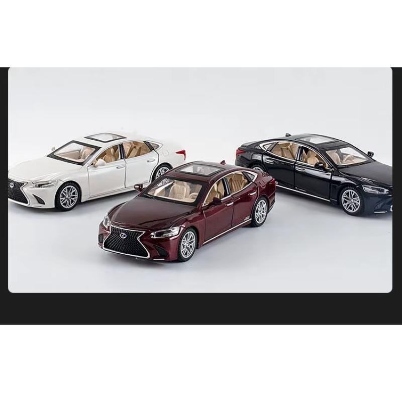 1/32 Lexus LS500H Игрушечная машинка для детей, литая под давлением, миниатюрная модель, открывающиеся двери, звук и свет, коллекция, подарок для мальчика