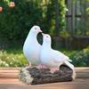 Два белых голубя, сидящих на пне, статуя, садовые украшения в виде птиц для улицы, художественная скульптура для