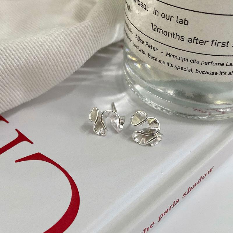 Оборчатые плиссированные серьги Niche Корейский стиль Niche Design Sense